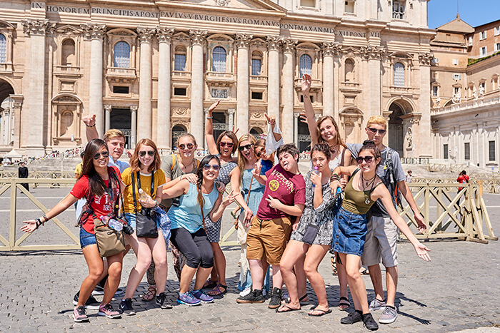 An ACIS group posing in Rome