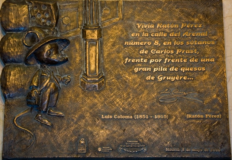 Plaque in brass of legend Ratón Pérez