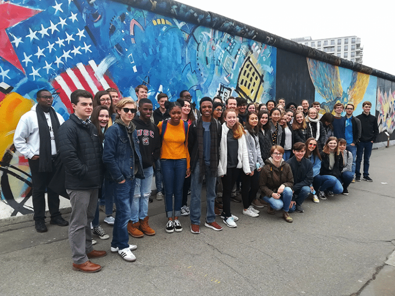 ACIS group in front of the Berlin Wall