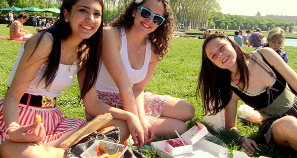 Have lunch like a local - buy fresh ingredients and picnic in the park